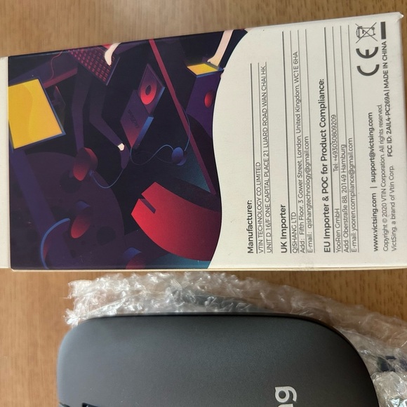 Black Wireless Mouse Compact Design - Picture 2 of 6